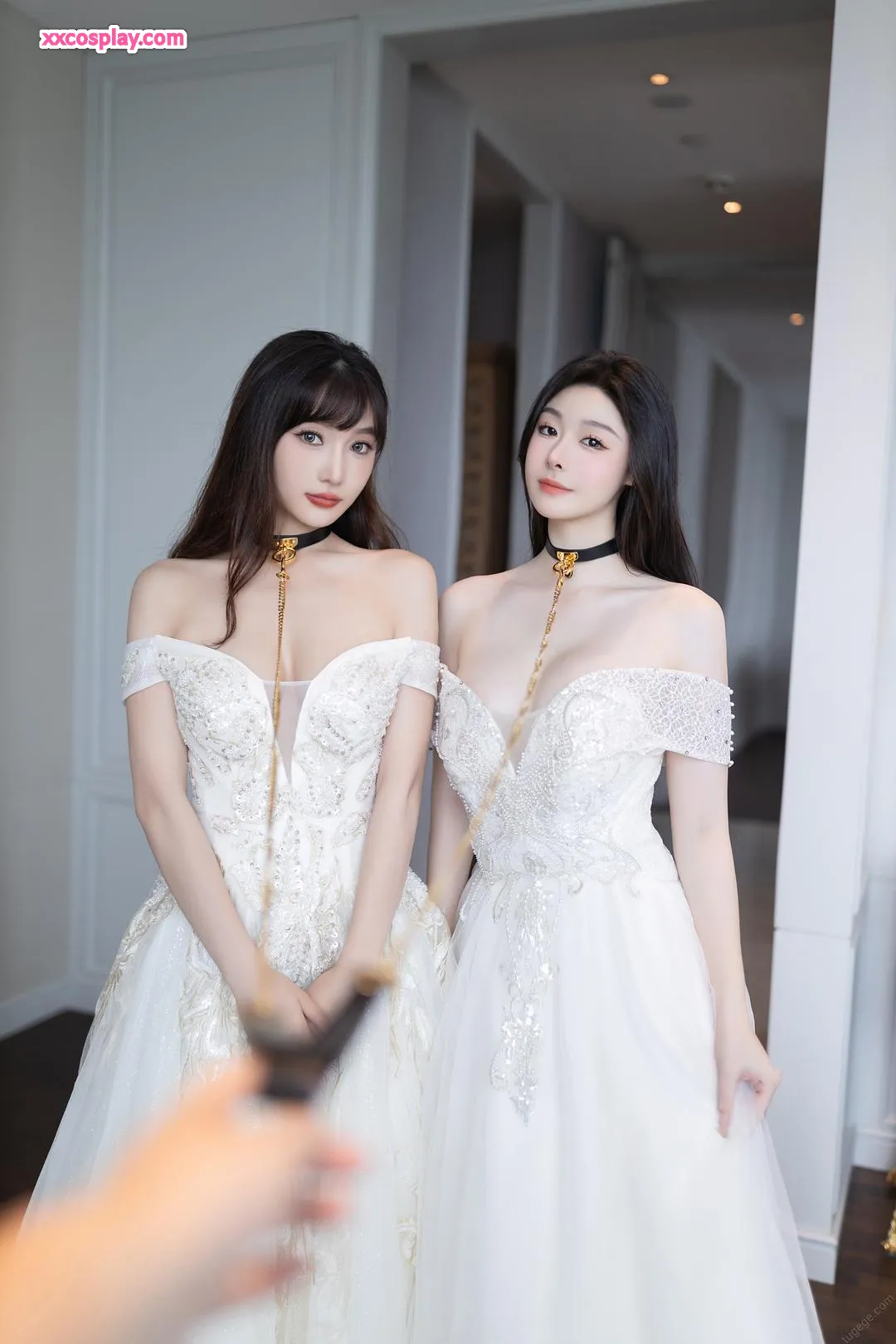 Lu Xuanxuan & An Ran: Seductive Duo Bridal Lingerie